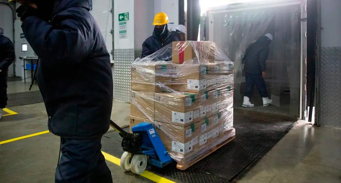 Brasil recebe lote de remédio para tratar câncer de mama no SUS