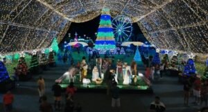 Vila de Natal de Cariacica terá parque de diversões, árvores flutuantes e luzes em toda a cidade