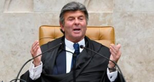 Fux diz que cometeu injustiças nos julgamentos de 8 de janeiro