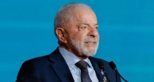 Lula diz que quer uma “pessoa qualificada” e não um “amigo” para cargo no STF