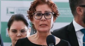 Ministério Público italiano dá parecer favorável à extradição de Carla Zambelli, diz AGU