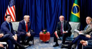 Trump deseja feliz aniversário a Lula e diz que tiveram um “bom encontro”