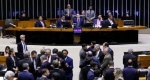 Câmara aprova texto-base do projeto de lei antifacções
