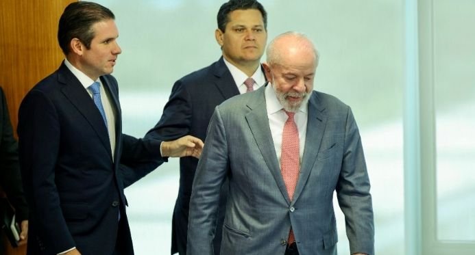 Câmara e Senado agravam crise com Lula e colocam em risco agenda do governo