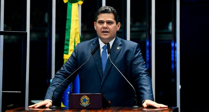 Alcolumbre envia PL Dosimetria à CCJ e nomeia Esperidião Amin como relator