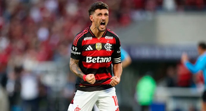 Arrascaeta, do Flamengo, supera Lionel Messi e é eleito Rei da América