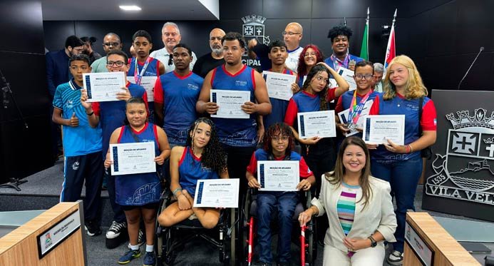 Atletas paralímpicos são homenageados em Vila Velha