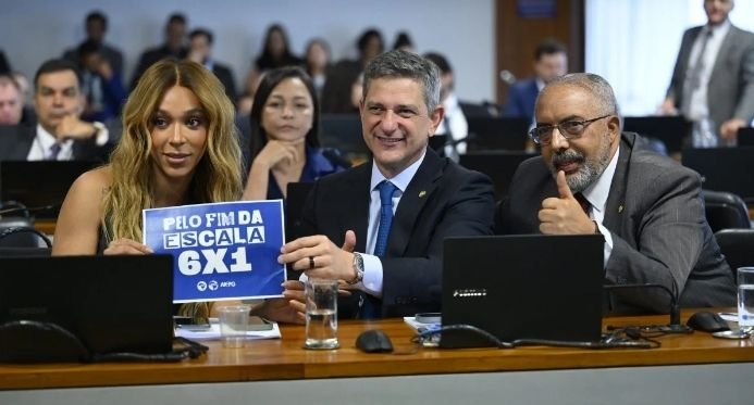 CCJ Senado aprova fim da escala 6x1 e redução da jornada de trabalho para 36 horas