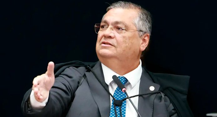 Dino afirma que o silêncio sobre o Messias é prudente e destaca o diálogo