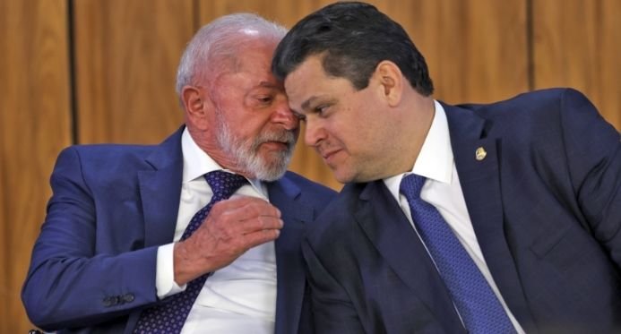 Governo garante indicação de Messias ao STF após Alcolumbre denunciar ‘interferência indevida’