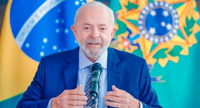 Lula assina indulto de Natal e deixa de fora 01/08 presos e denunciantes