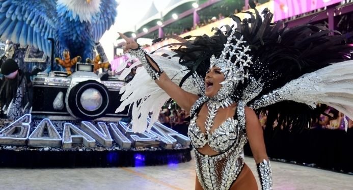 No Dia Nacional do Samba, álbum dos sambas-enredo do Carnaval de Vitória 2026 é lançado