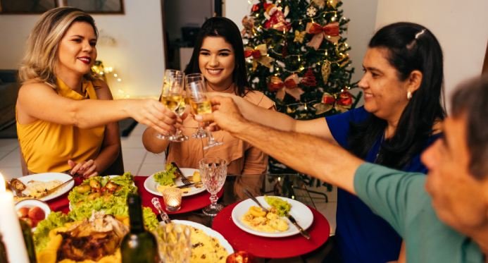 Beba e coma bem nas festas de final de ano sem comprometer a saúde