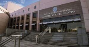 Assembleia do ES fecha 2025 com mil projetos e 1.700 pedidos de obras e serviços