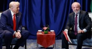 Em conversa com Trump, Lula propõe a Palestina no Conselho de Paz e confirma ida aos EUA.