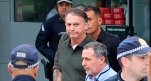 Moraes autoriza Bolsonaro a fazer exames no hospital após sofrer queda