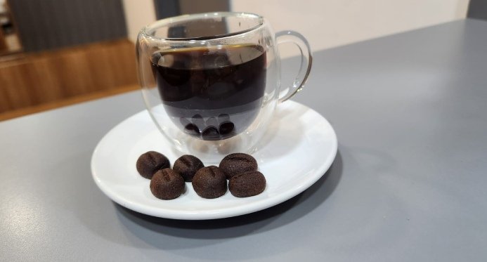 Beber 2 a 3 xícaras de café por dia reduz risco de demência, diz estudo