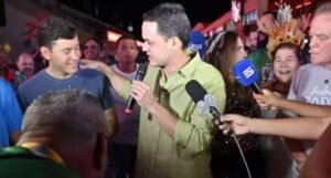 Arnaldinho e Pazolini selam reaproximação e provocam “terremoto” na política capixaba