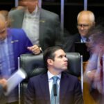 Câmara deverá votar fim da escala 6x1 e redução da jornada de trabalho em maio