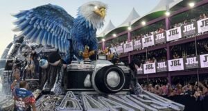 Carnaval de Vitória 2026: confira guia com regras, horários e onde assistir aos desfiles