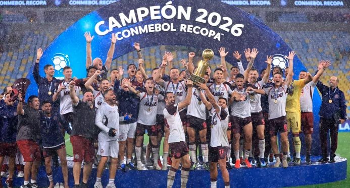 Flamengo perde o título da Taça das Taças para o Lanús no Maracaná