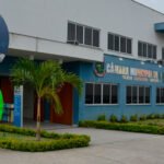 Justiça manda Câmara de Linhares empossar o suplente Gilson Gatti