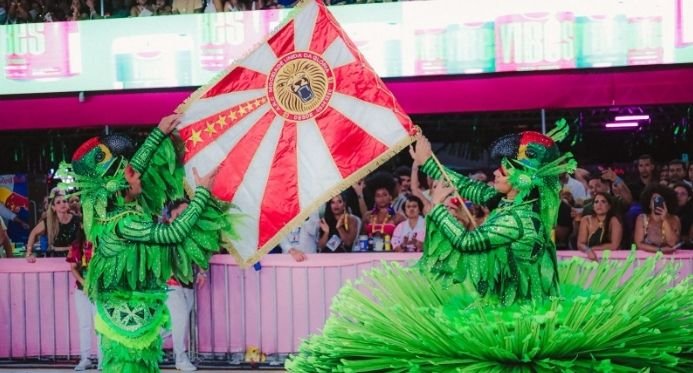 MUG é a campeã do Carnaval de Vitória 2026 e conquista o 10º título