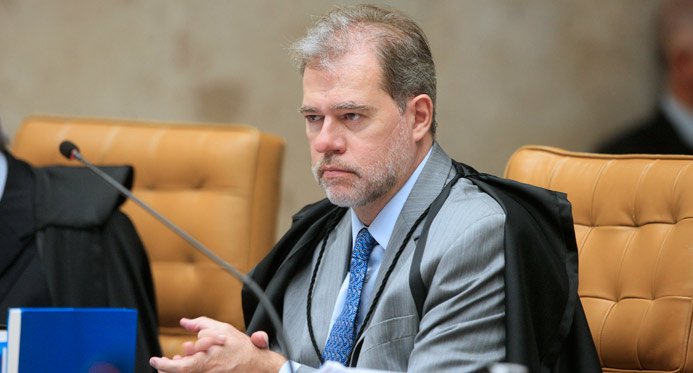 PF pede que Fachin suspeite de Toffoli na investigação do Banco Master