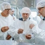 SUS inicia vacinação contra dengue com dose única produzida pelo Butantan