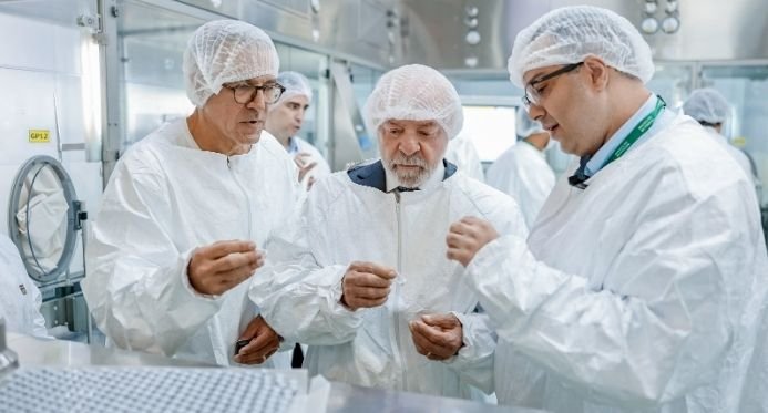 SUS inicia vacinação contra dengue com ração única produzida pelo Butantan