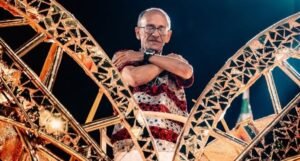 Viradouro é a campeã do Carnaval do Rio 2026 com homenagem a Mestre Ciça