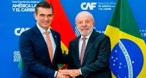 Brasil e Bolívia superam barreiras ideológicas e assinam tratados bilaterais no Planalto