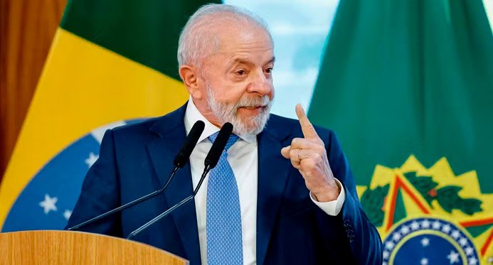 Em resposta a vistos cancelados, Lula veta chegada do enviado de Trump ao Brasil