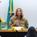 Erika Hilton assume Comissão Feminina da Câmara diante de críticas da oposição e placar apertado