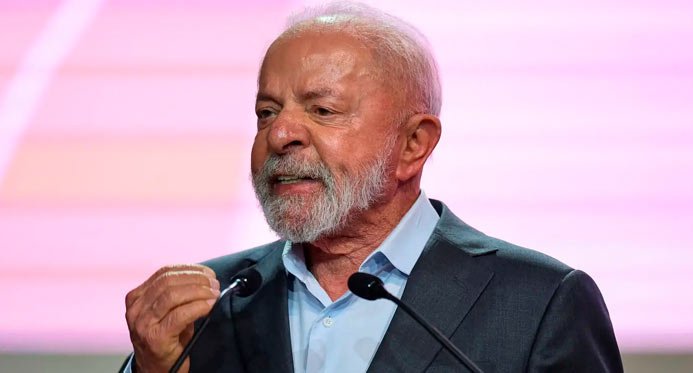 Preço da gasolina aumentou porque muita gente se aproveita do infortúnio, diz Lula