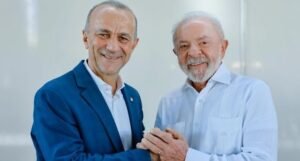Lula confirma pré-candidatura de Helder Salomão ao Governo do Espírito Santo