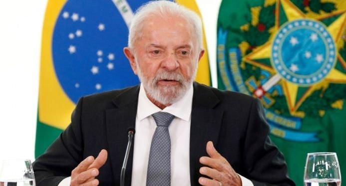 Lula defende fim da escala 6x1 e do ‘tigrinho’ para combater dívidas e sobrecarga feminina