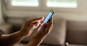 Pacientes do SUS no ES já podem cancelar consultas e exames via WhatsApp