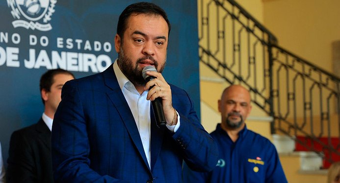 TSE condena Cláudio Castro e ex-governador fica inelegível até 2030