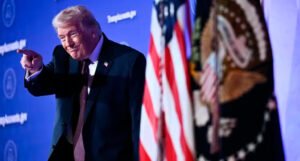 Trump diz que precisa participar na escolha do novo líder do Irão