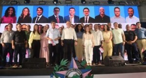 Casagrande reúne 2 mil pessoas em Kleber Andrade para se despedir do Governo do Estado