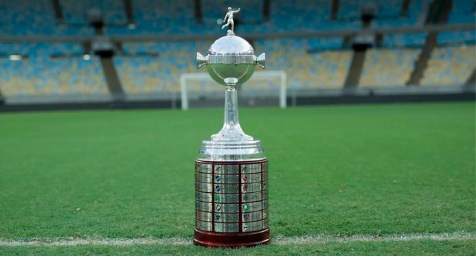 Copa Libertadores 2026 começa com seis brasileiros na disputa