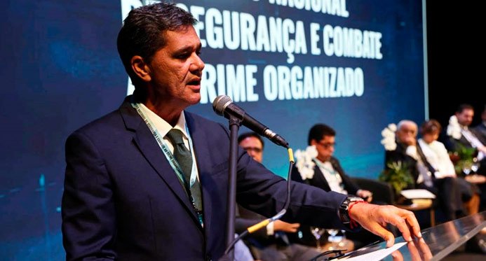 Governador defende legislação mais rígida de combate ao crime em aliança com a União