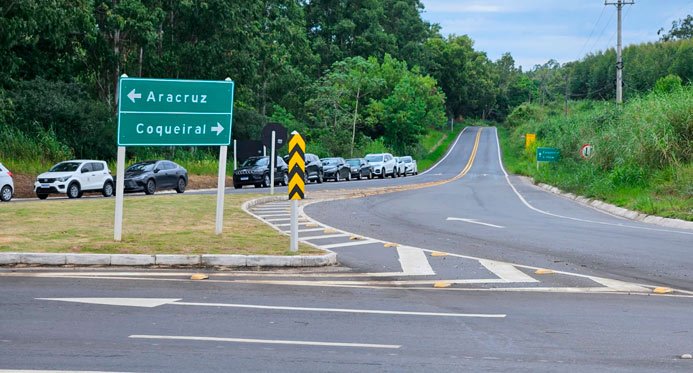 Governador inaugura pavimentação e anuncia Contorno Viário Sul de Aracruz