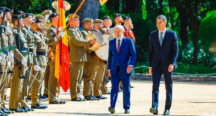 Lula alerta sobre o risco do jogo e das big tech para as famílias e a democracia