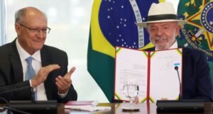 Lula assina decreto e acordo Mercosul-União Europeia entra em vigor em maio