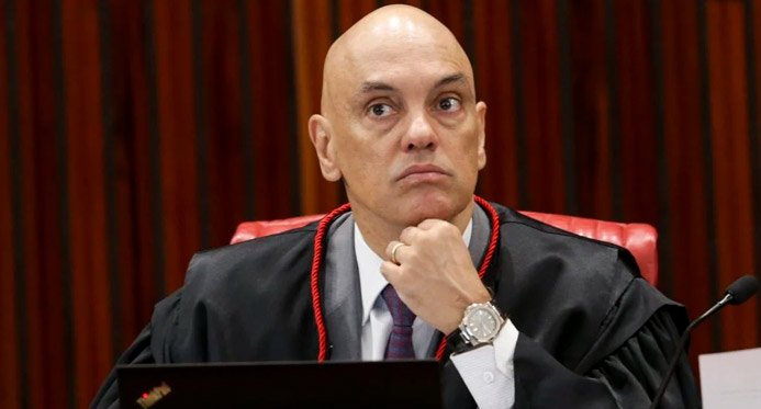 Moraes concede residência para Fátima de Tubarão e outros 18 idosos a partir de 08/01