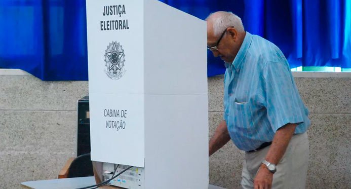 Número de eleitores com mais de 60 anos cresceu 74%, segundo pesquisa