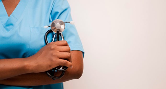 Sesa abre cadastro de reservas para profissionais de saúde em hospitais do ES