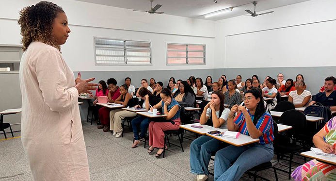 Técnicos de Linhares participam de treinamento da Sesa para reforçar segurança vacinal
